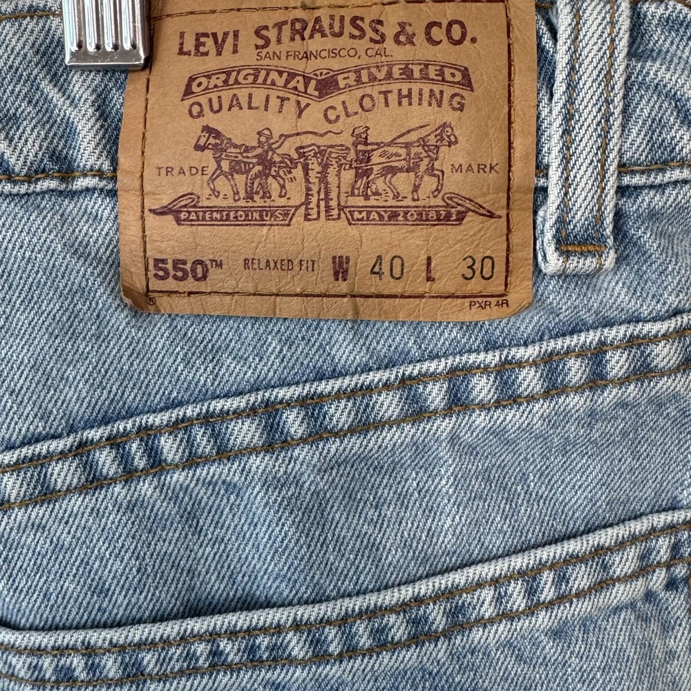 Levi's 550 Jeans Men's 40x30 VTG Made In USA Relaxed Fit Tapered Leg Light Blue - Picture 3 of 8